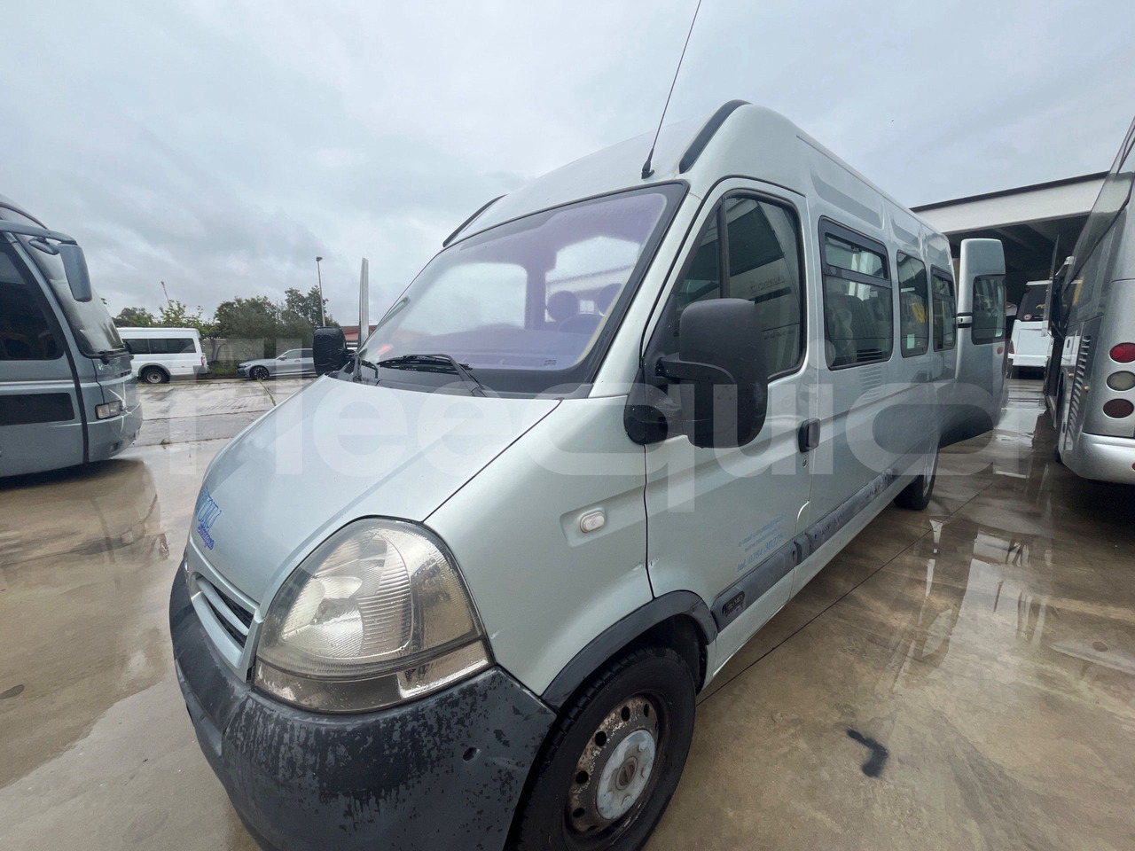 Nissan Interstar - Minibus, People carrier: picture 4 Nissan Interstar - Minibus, People carrier: picture 4