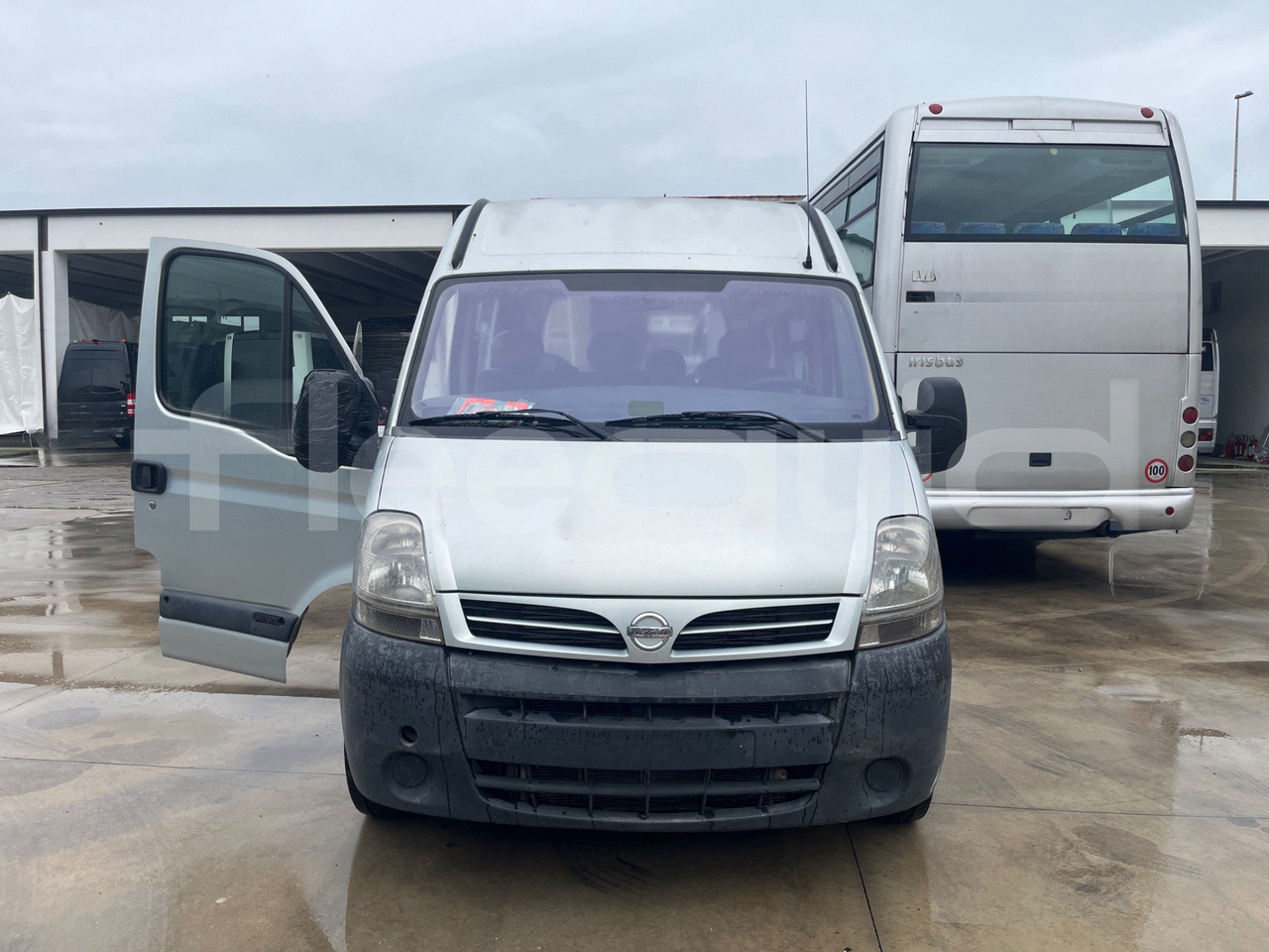 Nissan Interstar - Minibus, People carrier: picture 2 Nissan Interstar - Minibus, People carrier: picture 2