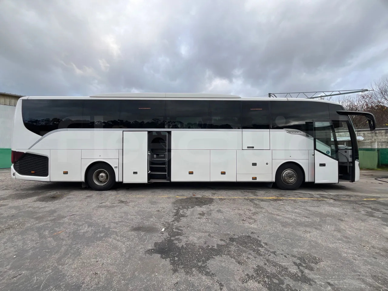 Leasing of  Setra S516 Setra S516: picture 14