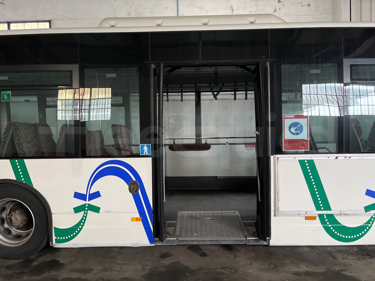 Leasing of  Van Hool A330 Van Hool A330: picture 11