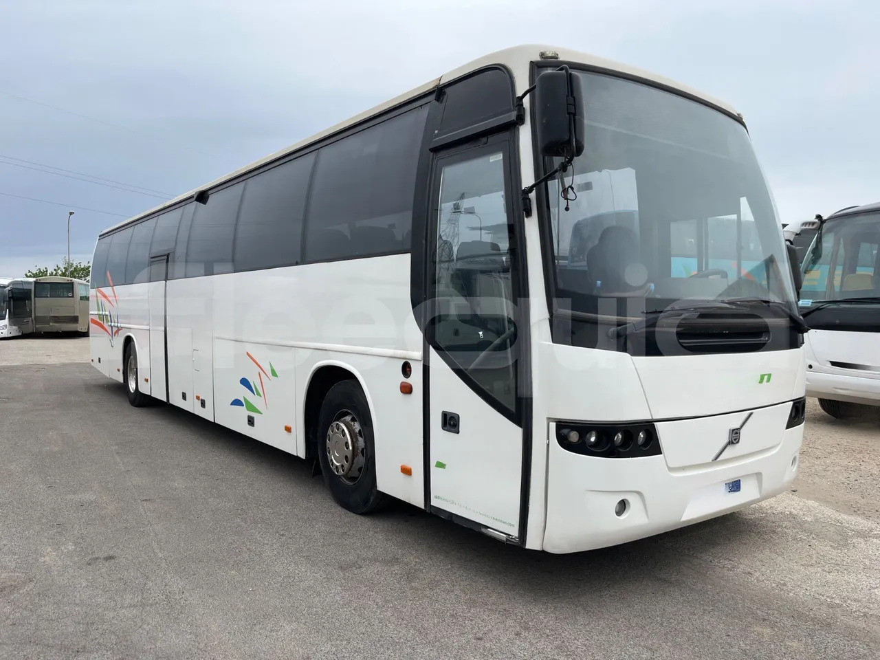 Volvo B12 - Coach: picture 1 Volvo B12 - Coach: picture 1