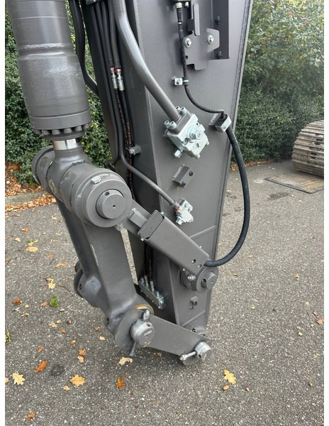 New Crawler excavator Volvo EC 250 EL: picture 8