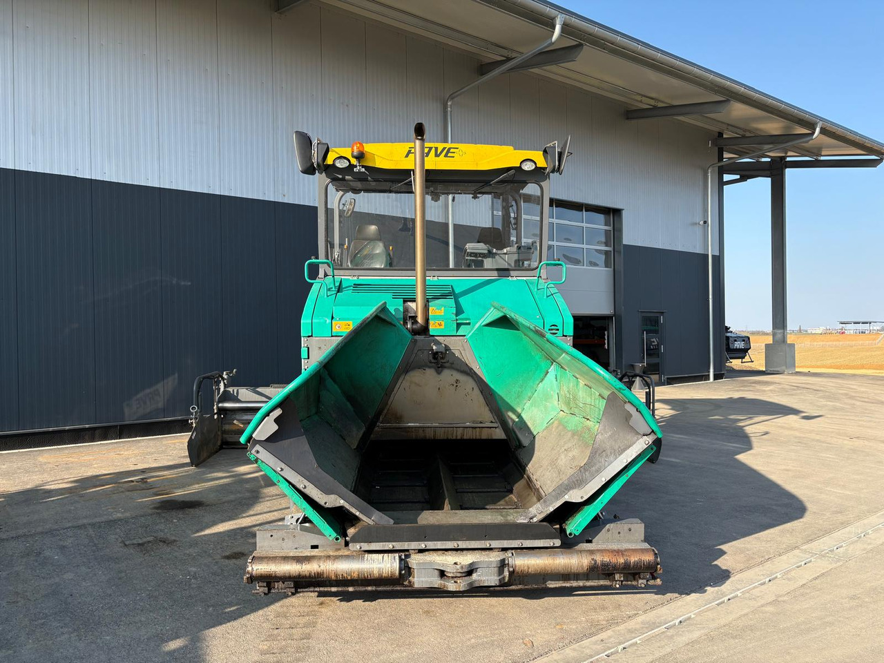 VÖGELE SUPER 2100-3i - Asphalt paver: picture 3 VÖGELE SUPER 2100-3i - Asphalt paver: picture 3