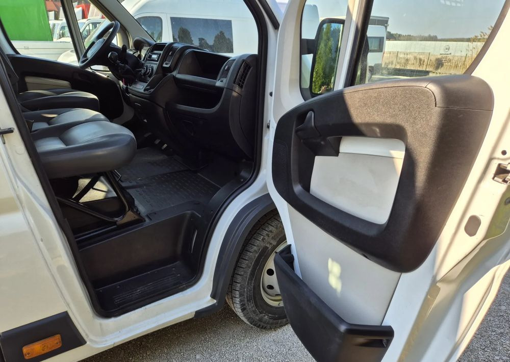 Crew cab van Citroën Jumper 150KM Brygadówka Maxi: picture 6