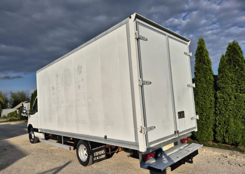 Iveco 50C15 3.0 150KM - Closed box van: picture 3 Iveco 50C15 3.0 150KM - Closed box van: picture 3