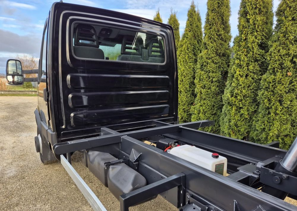 Iveco 65C18 / 3.0 180KM/ Nowa Wywrotka 3-stronna/ - Tipper van: picture 4 Iveco 65C18 / 3.0 180KM/ Nowa Wywrotka 3-stronna/ - Tipper van: picture 4