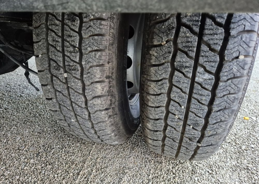 Curtain side van Iveco 70C17 3.0 170KM Skrzyniowy: picture 14 Curtain side van Iveco 70C17 3.0 170KM Skrzyniowy: picture 14