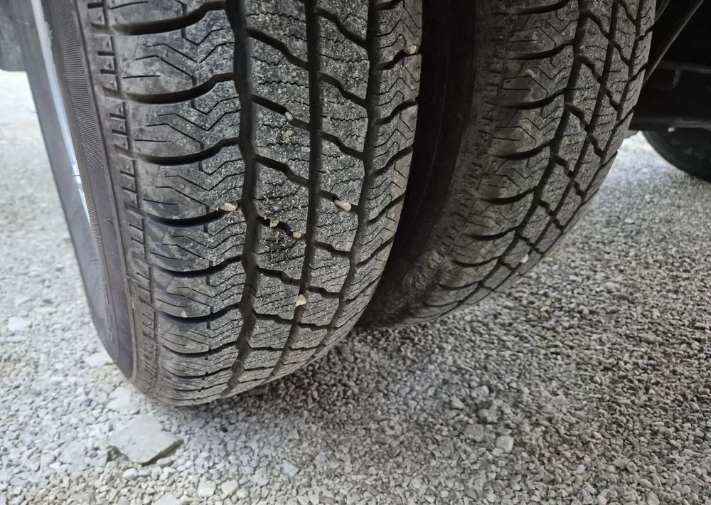 Curtain side van Iveco 70C17 3.0 170KM Skrzyniowy: picture 16 Curtain side van Iveco 70C17 3.0 170KM Skrzyniowy: picture 16