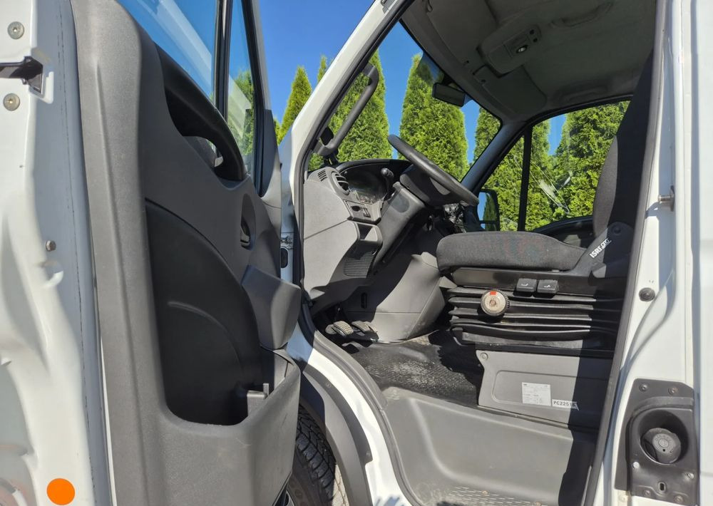 Iveco 70C17 50C15 35C15/ 3.0 170KM/ Dmc 3.5t/ - Tipper van: picture 5 Iveco 70C17 50C15 35C15/ 3.0 170KM/ Dmc 3.5t/ - Tipper van: picture 5