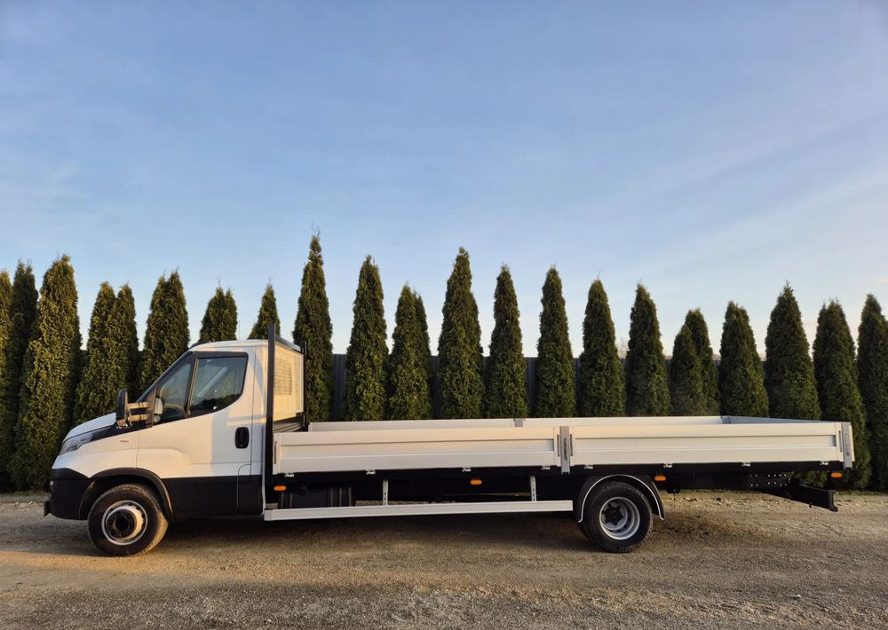 Iveco 70C18 3.0 180KM/ Skrzyniowy / 1 Właściciel/ Himatic 8b/ Rozstaw osi max 5.1m/ - Open body delivery van: picture 2 Iveco 70C18 3.0 180KM/ Skrzyniowy / 1 Właściciel/ Himatic 8b/ Rozstaw osi max 5.1m/ - Open body delivery van: picture 2