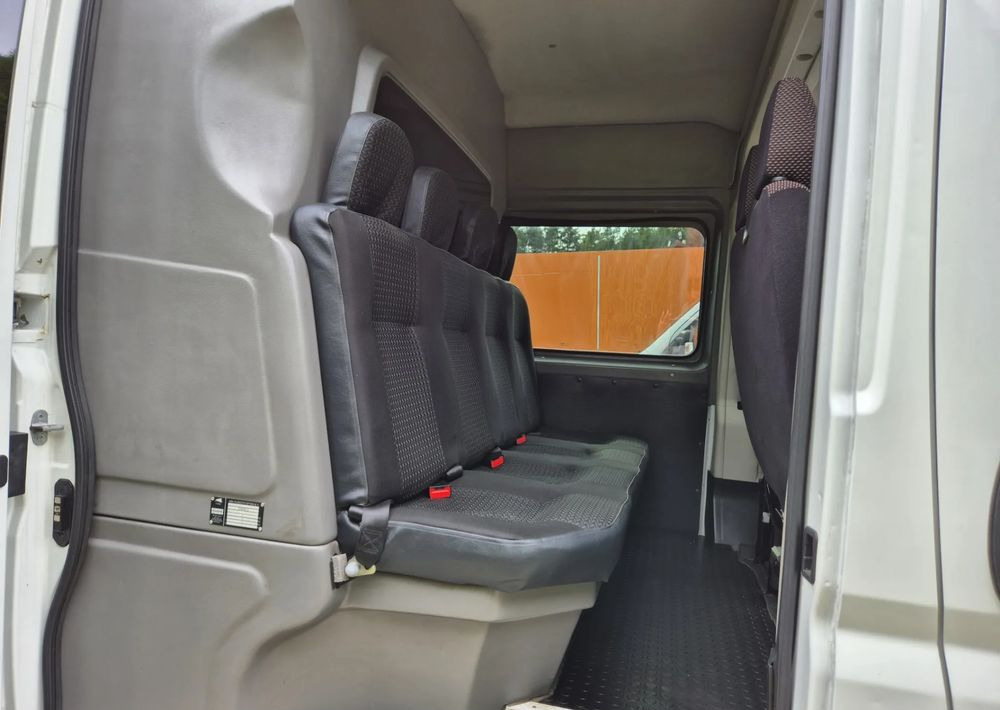 Peugeot Boxer 2.2 130KM Dubel Kabina L3H2 - Crew cab van: picture 5 Peugeot Boxer 2.2 130KM Dubel Kabina L3H2 - Crew cab van: picture 5