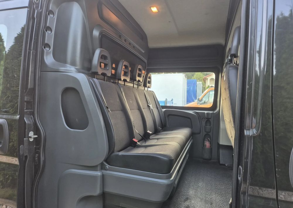 Peugeot Boxer 2.2 130KM Dubel kabina - Panel van, Crew cab van: picture 5 Peugeot Boxer 2.2 130KM Dubel kabina - Panel van, Crew cab van: picture 5