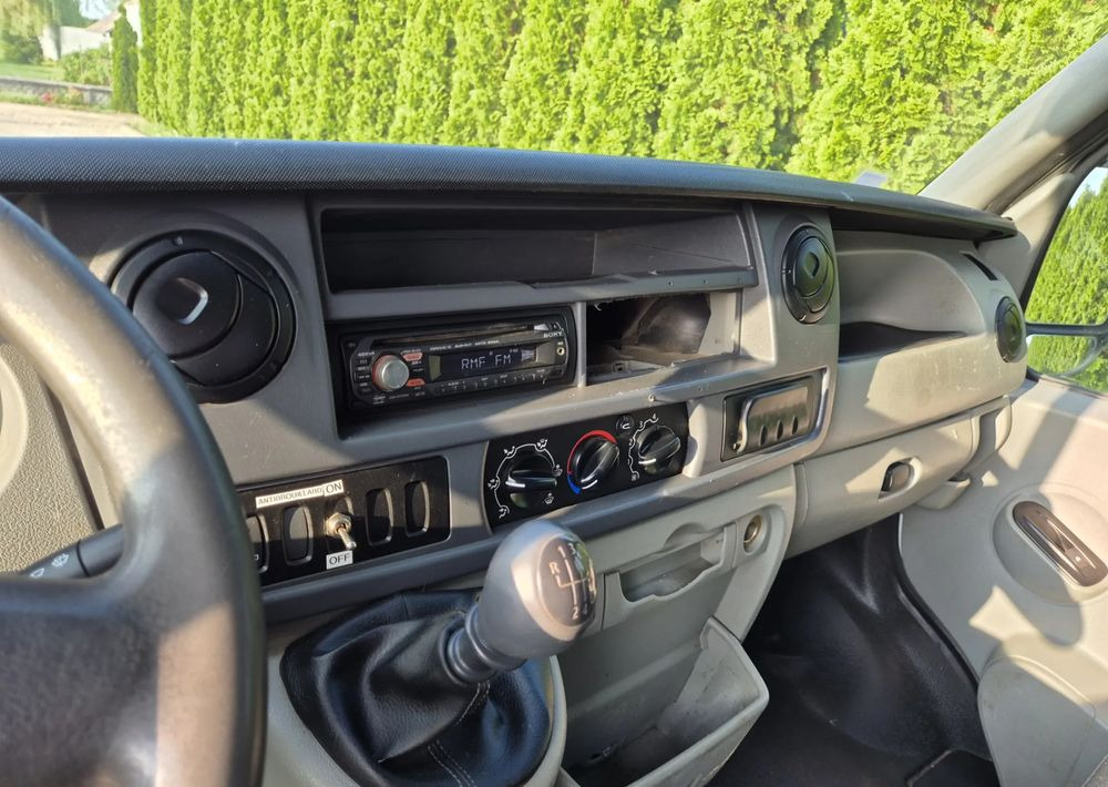 Crew cab van Renault Master 2.5 120KM Dubel Kabina: picture 8 Crew cab van Renault Master 2.5 120KM Dubel Kabina: picture 8