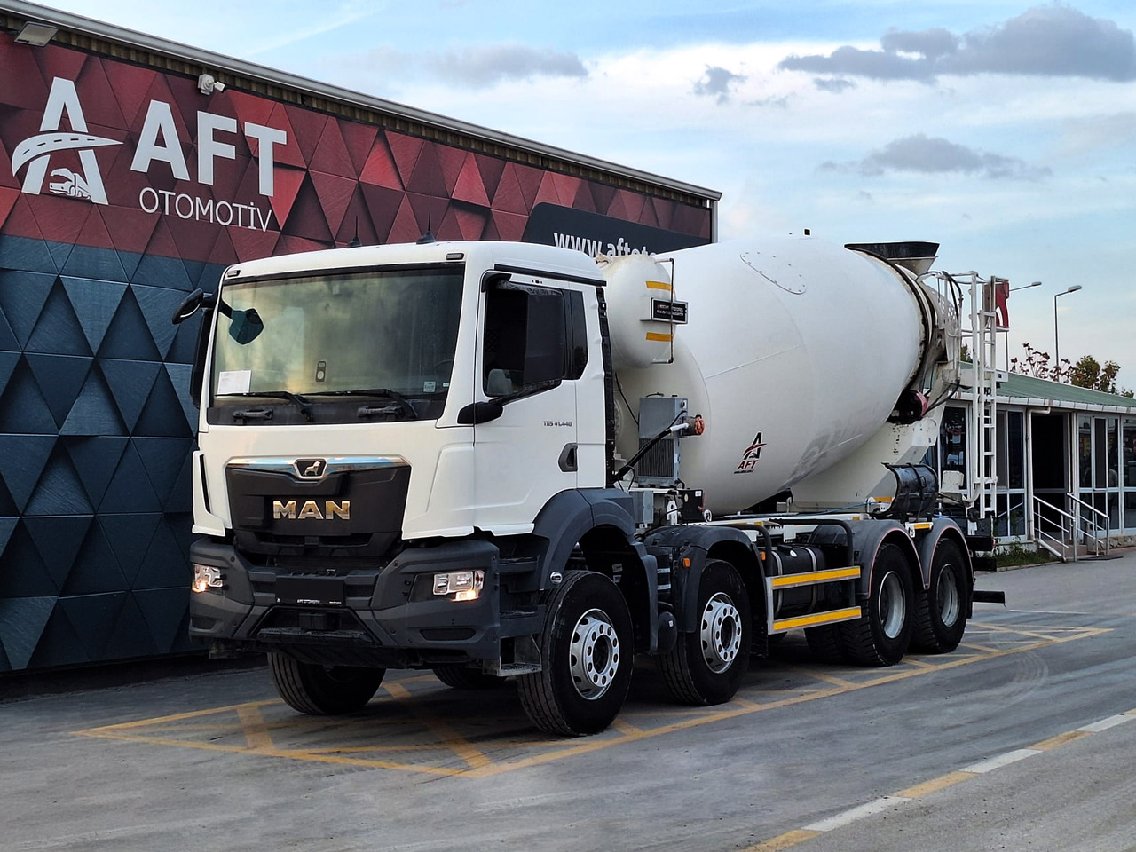 MAN TGS 41.440 - Concrete mixer truck: picture 1 MAN TGS 41.440 - Concrete mixer truck: picture 1