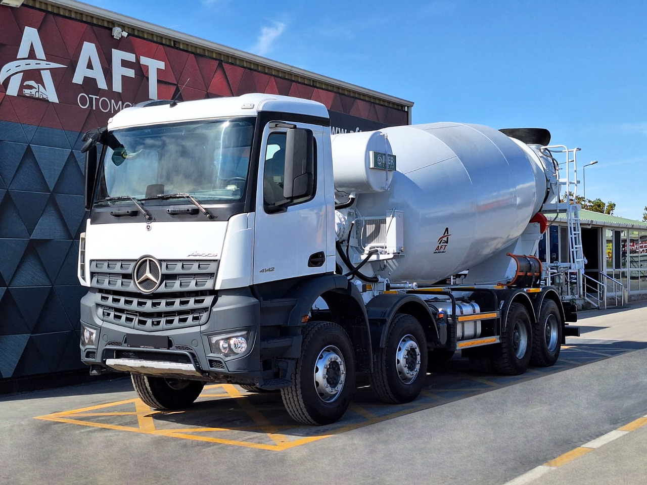 MERCEDES-BENZ AROCS 4142 - Cement mixer: picture 1 MERCEDES-BENZ AROCS 4142 - Cement mixer: picture 1