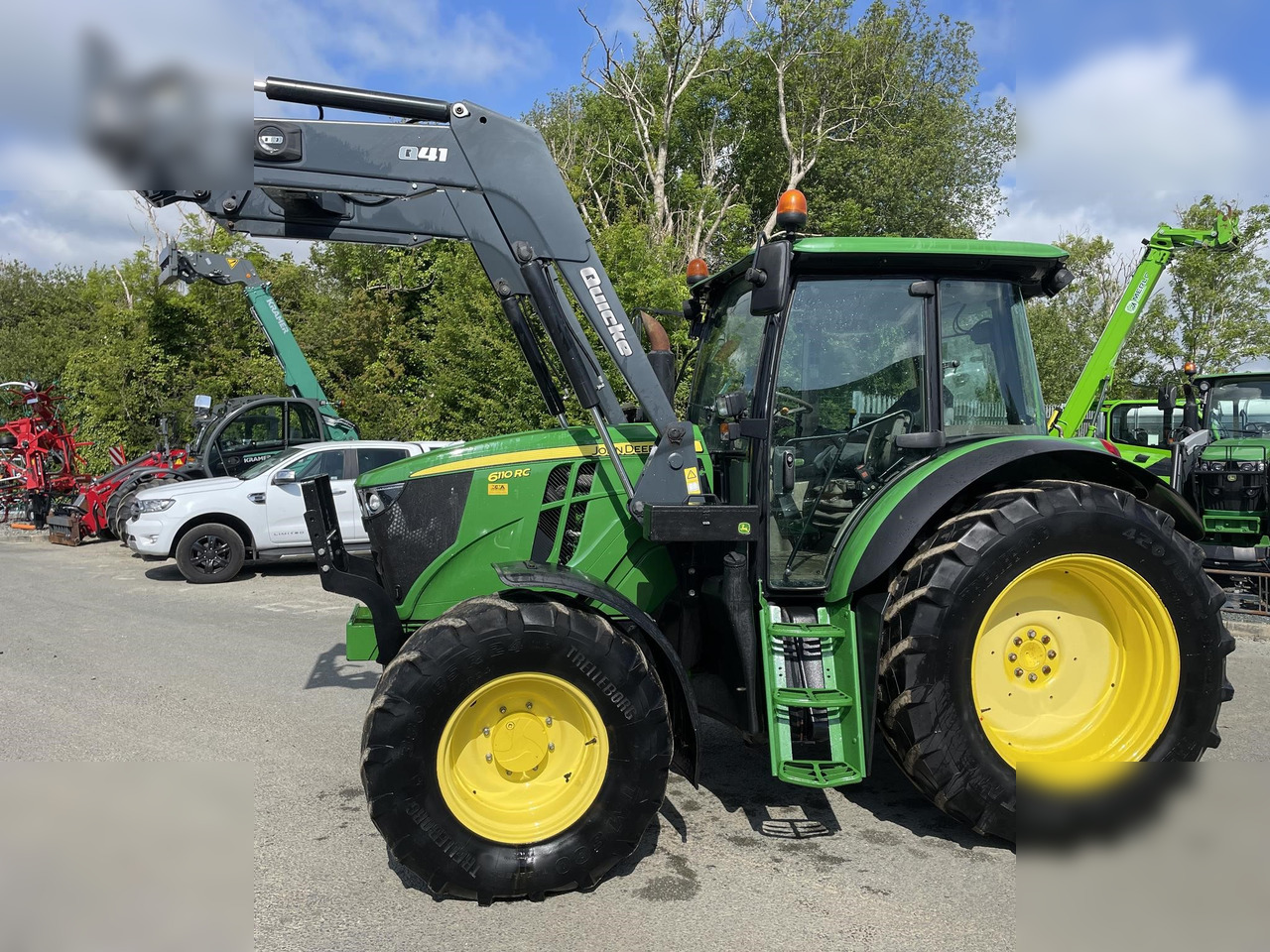 2015 JOHN DEERE 6110RC - Farm tractor: picture 1 2015 JOHN DEERE 6110RC - Farm tractor: picture 1