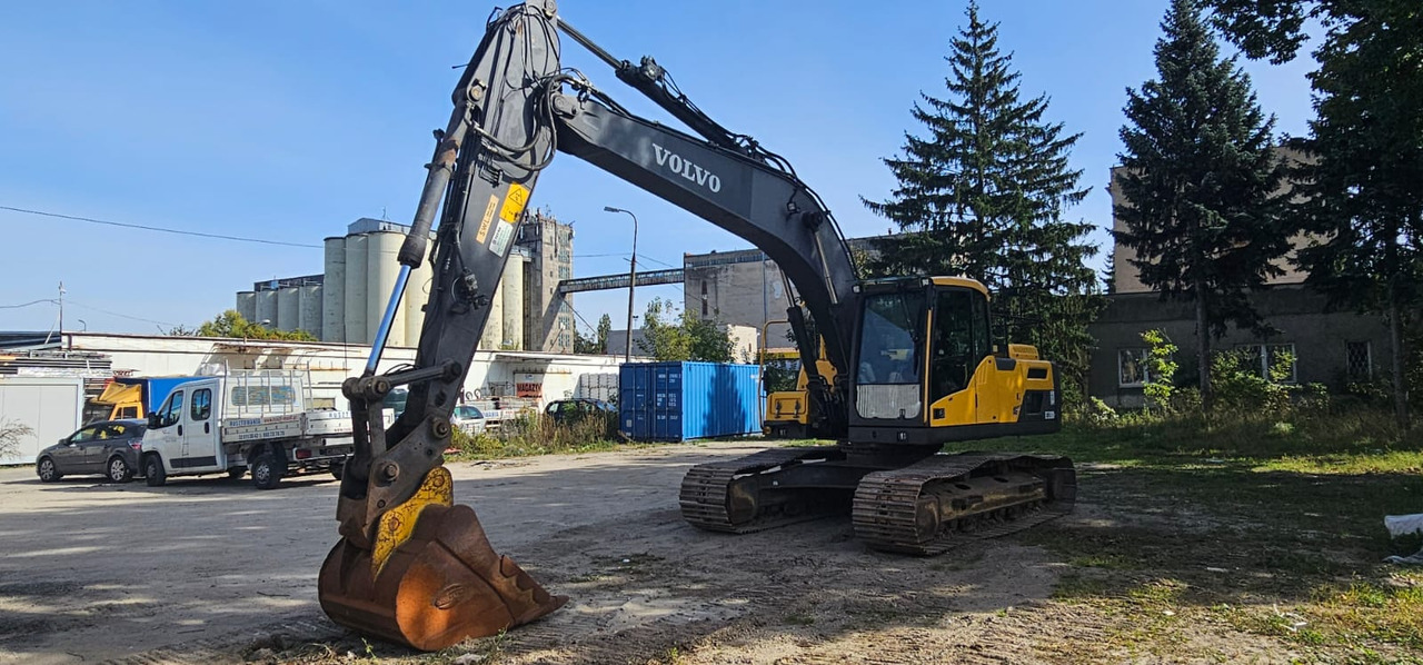 VOLVO EC220DL - Crawler excavator: picture 4 VOLVO EC220DL - Crawler excavator: picture 4