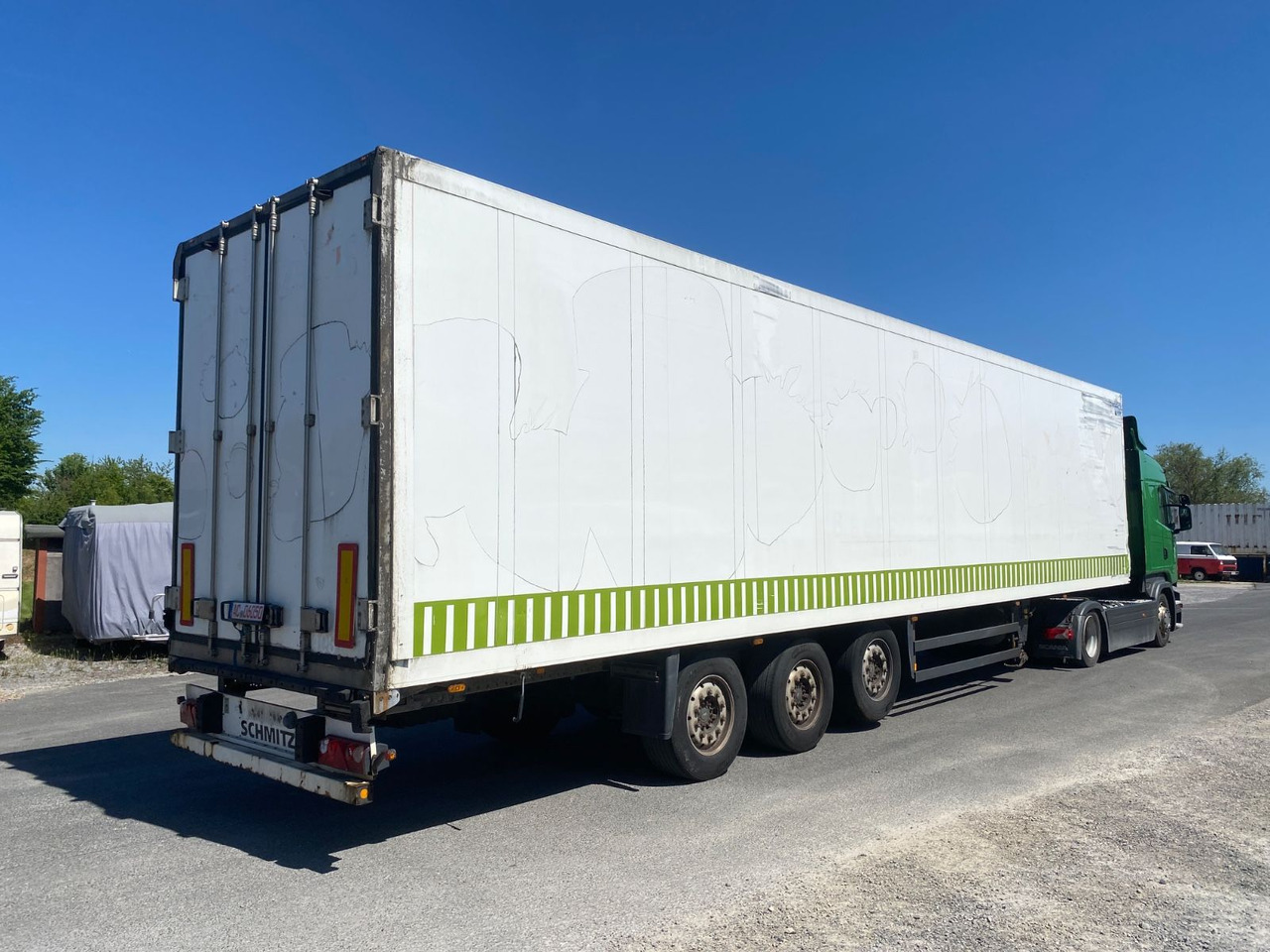 Schmitz Cargobull Carrier 1850 MT/ Doppelstock/Trennwand/ 2,75 m - Refrigerated semi-trailer: picture 2 Schmitz Cargobull Carrier 1850 MT/ Doppelstock/Trennwand/ 2,75 m - Refrigerated semi-trailer: picture 2