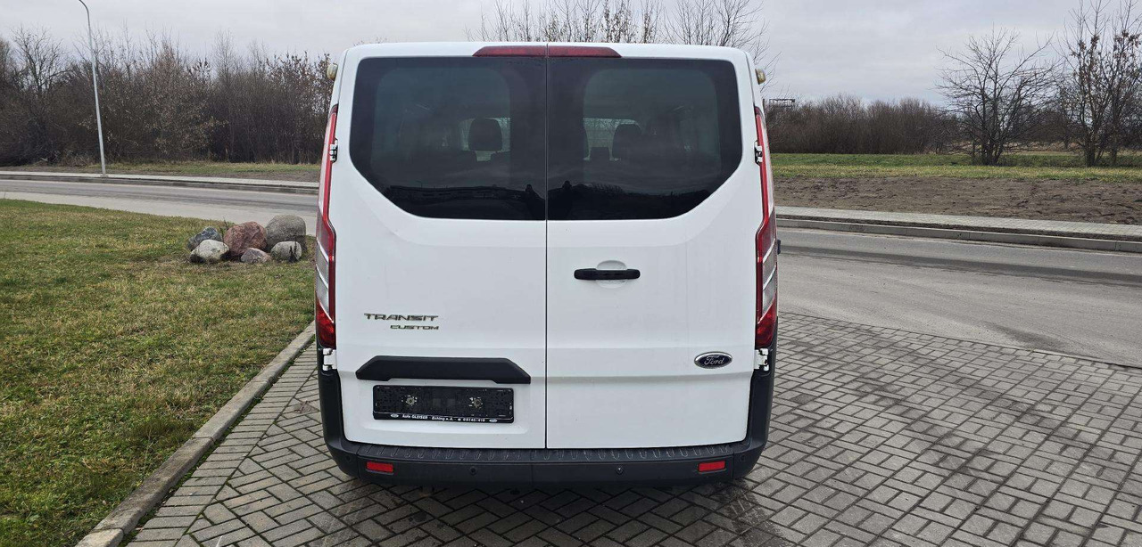 Ford Transit Custom - Minibus, People carrier: picture 5 Ford Transit Custom - Minibus, People carrier: picture 5