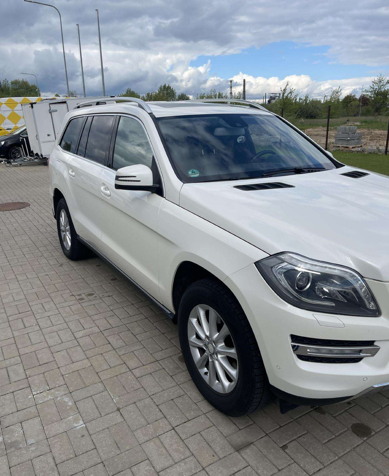 Mercedes-Benz GL350 - SUV: picture 2 Mercedes-Benz GL350 - SUV: picture 2