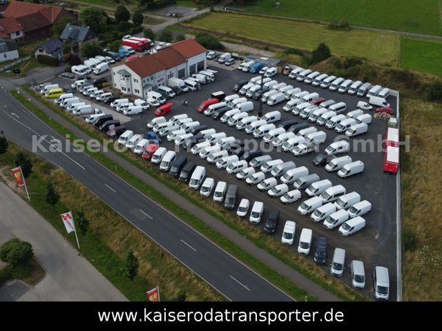 Renault Trafic L2H1 VA Grand SpaceClass Klima Drehsitze - People carrier: picture 2 Renault Trafic L2H1 VA Grand SpaceClass Klima Drehsitze - People carrier: picture 2