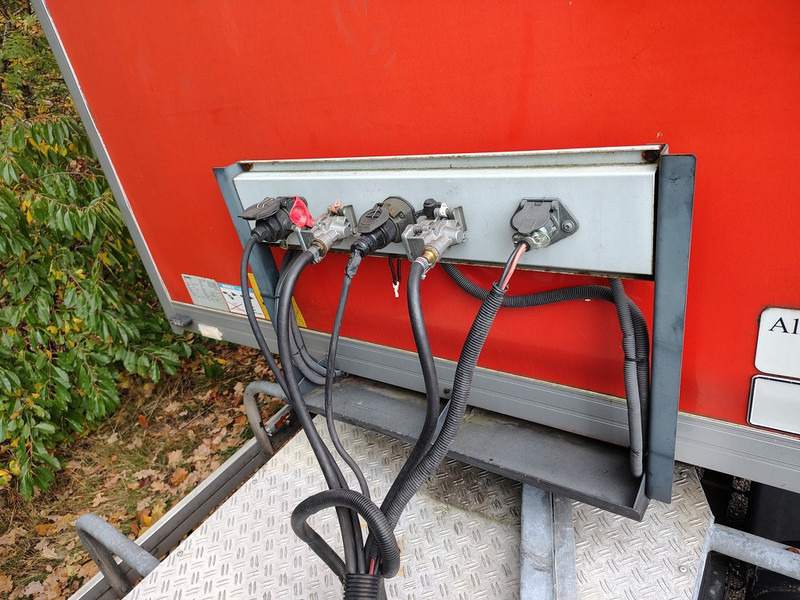 Closed box semi-trailer VAN VEEN HEAS: picture 7