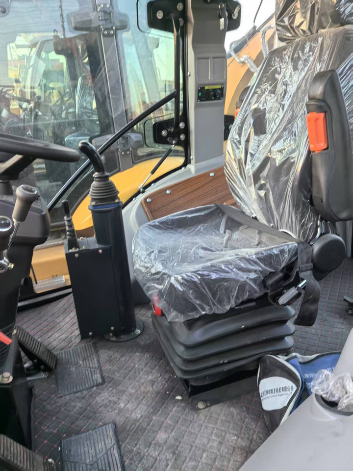 CATERPILLAR 426F - Backhoe loader: picture 4 CATERPILLAR 426F - Backhoe loader: picture 4