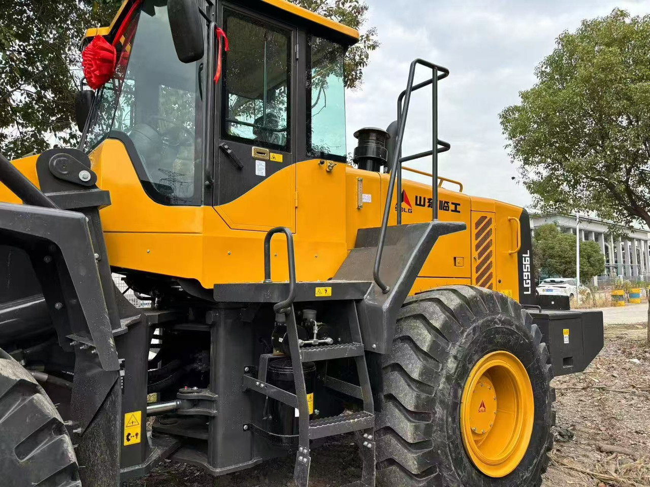 SDLG LG956L - Wheel loader: picture 5 SDLG LG956L - Wheel loader: picture 5