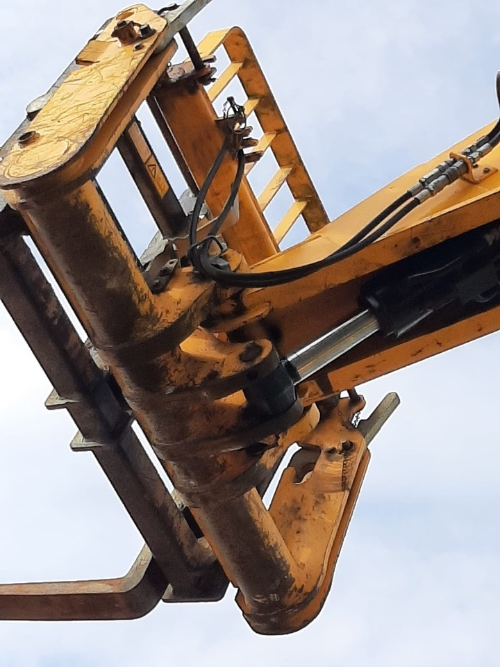 JCB 540-140  - Telescopic handler: picture 4 JCB 540-140  - Telescopic handler: picture 4