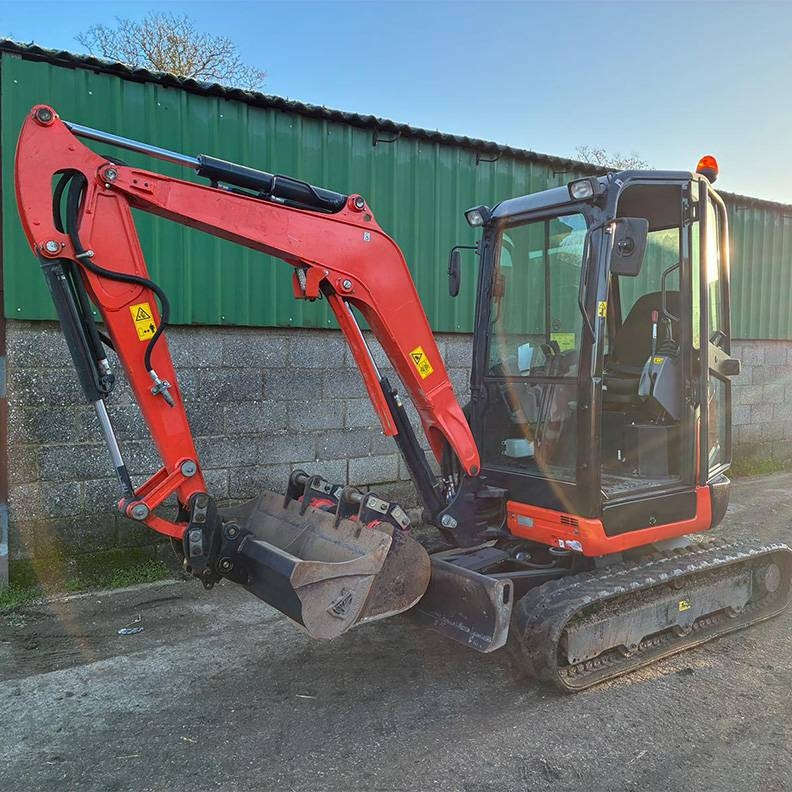 Kubota U27-4 - Mini excavator: picture 1 Kubota U27-4 - Mini excavator: picture 1