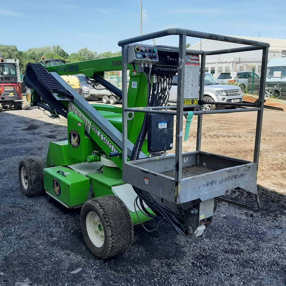 Niftylift HR 12 - Articulated boom lift: picture 1 Niftylift HR 12 - Articulated boom lift: picture 1