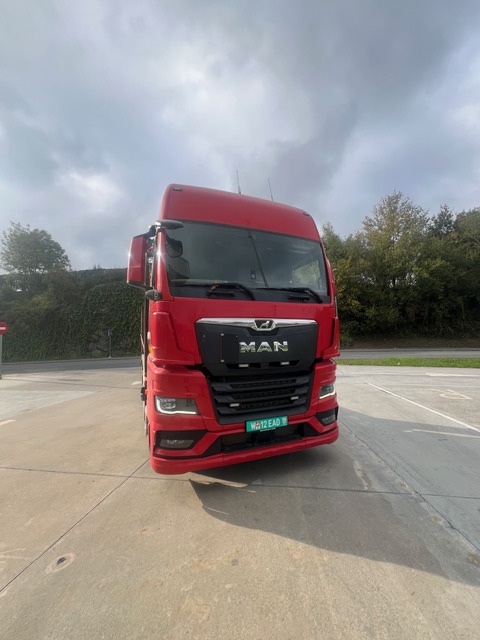 MAN - Car transporter truck: picture 2 MAN - Car transporter truck: picture 2