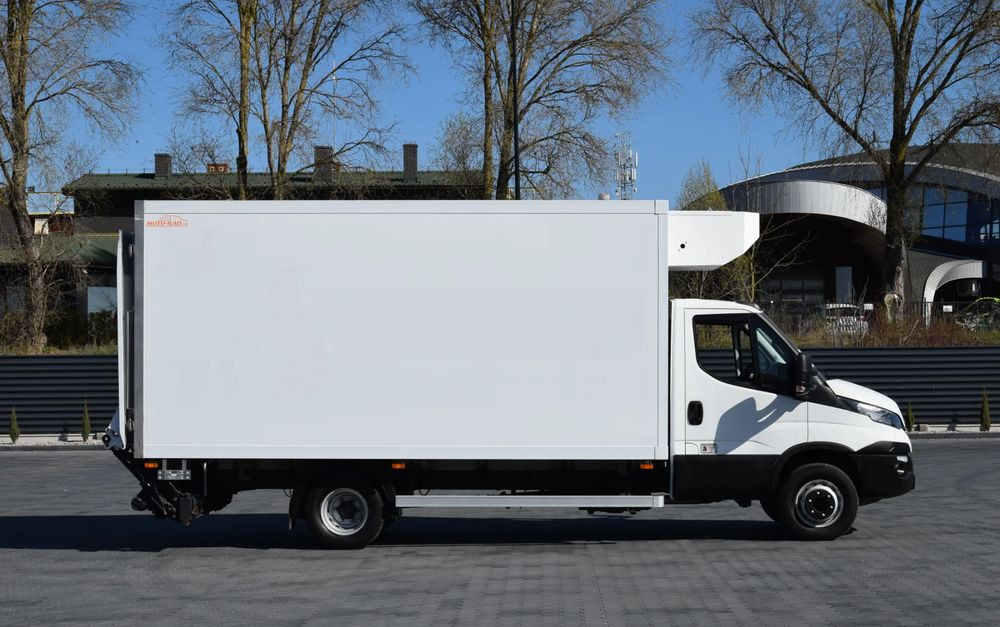 Iveco DAILY 70C18 / 3.0 - 180 KM / AUTOMAT HI-MATIC / 3 OSOBY / CHŁODNIA - MROŹNIA 4,55 M / AGREGAD FRIGOBLOCK / WINDA SORENSEN / KLIMA / TEMPOMAT / KAMERA COFANIA / REGULOWANE ZAWIESZENIE / SERWISOWA - Refrigerated truck: picture 4 Iveco DAILY 70C18 / 3.0 - 180 KM / AUTOMAT HI-MATIC / 3 OSOBY / CHŁODNIA - MROŹNIA 4,55 M / AGREGAD FRIGOBLOCK / WINDA SORENSEN / KLIMA / TEMPOMAT / KAMERA COFANIA / REGULOWANE ZAWIESZENIE / SERWISOWA - Refrigerated truck: picture 4