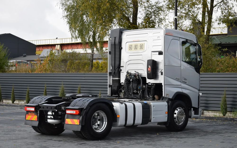 Volvo FH500 / NISKA KABINA / HYDRAULIKA / EURO 6 / ACC / LEDY / ALUFELGI / SERWISOWANY / SPROWADZONY - Tractor unit: picture 5 Volvo FH500 / NISKA KABINA / HYDRAULIKA / EURO 6 / ACC / LEDY / ALUFELGI / SERWISOWANY / SPROWADZONY - Tractor unit: picture 5