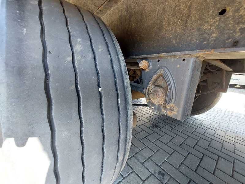 Curtainsider semi-trailer Krone SD: picture 18 Curtainsider semi-trailer Krone SD: picture 18