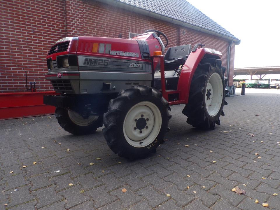 Kleintraktor Mitsubishi MT25 - Compact tractor: picture 1 Kleintraktor Mitsubishi MT25 - Compact tractor: picture 1