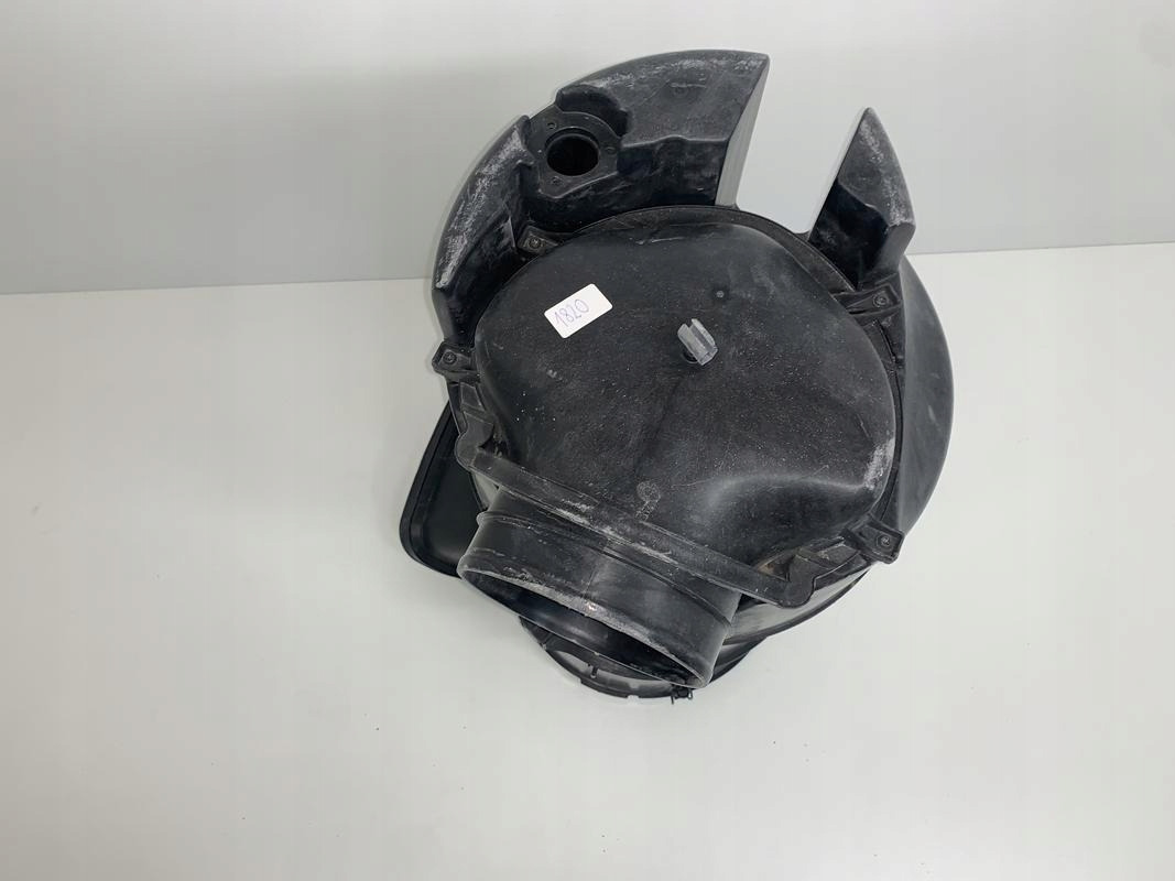 FILTR POWIETRZA OBUDOWA FILTRA MAN TGS TGX EURO 6 - Air filter for Truck: picture 2 FILTR POWIETRZA OBUDOWA FILTRA MAN TGS TGX EURO 6 - Air filter for Truck: picture 2