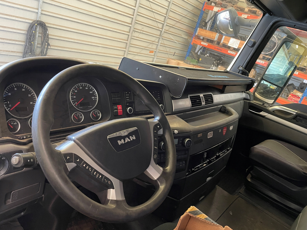 KABINA MAN TGX EURO 6 XLX BIAŁA KOLOR RAL 9010 - Cab for Truck: picture 3 KABINA MAN TGX EURO 6 XLX BIAŁA KOLOR RAL 9010 - Cab for Truck: picture 3