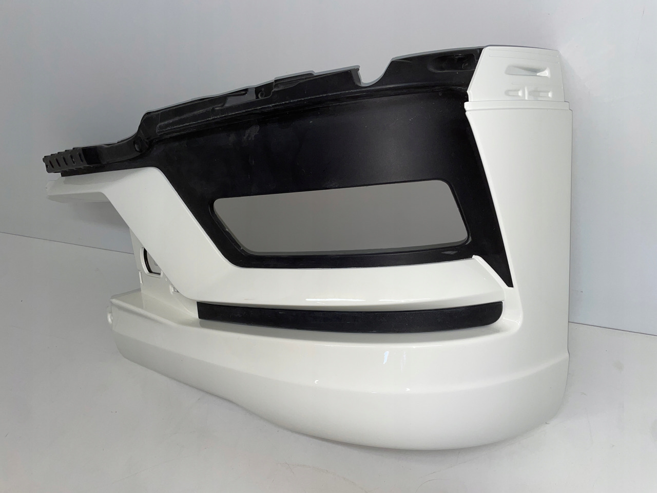 PRAWA OSŁONA NA HALOGEN ZDERZAK MAN TG3 TGX 3 81416142276 - Bumper for Truck: picture 2 PRAWA OSŁONA NA HALOGEN ZDERZAK MAN TG3 TGX 3 81416142276 - Bumper for Truck: picture 2