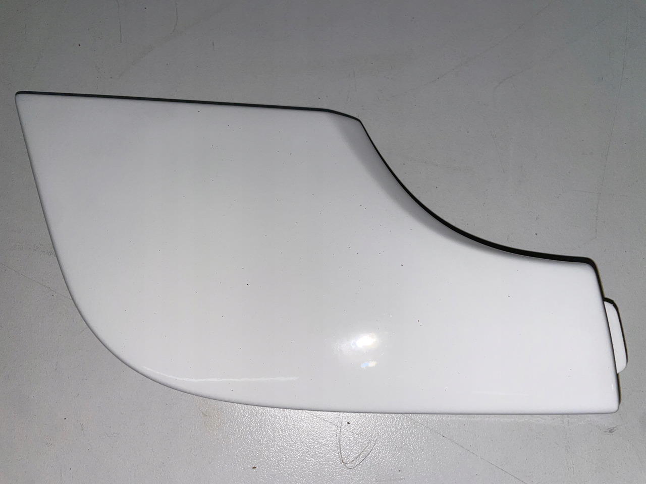 PRAWA ZAŚLEPKA NA HAK MAN TG3 TGX 3 TGX3 81416100994 - Bumper for Truck: picture 1 PRAWA ZAŚLEPKA NA HAK MAN TG3 TGX 3 TGX3 81416100994 - Bumper for Truck: picture 1