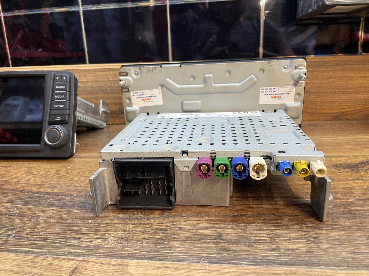 RADIO NAWIGACJA MAN TGS TGX EURO 6 81281006043 - Navigation system for Truck: picture 4 RADIO NAWIGACJA MAN TGS TGX EURO 6 81281006043 - Navigation system for Truck: picture 4