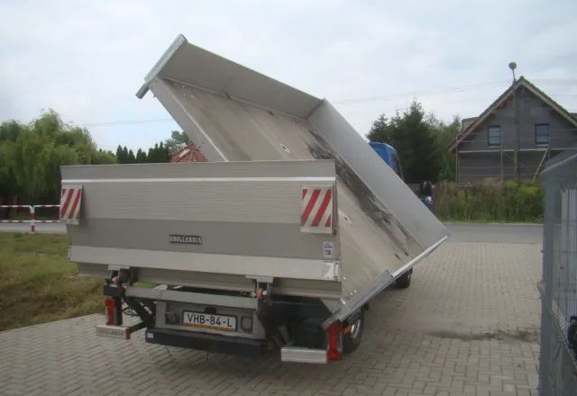 Iveco DAILY 50 C 17 3.0TDI WYWROTKA WINDA MECHANICZNA PRZYSTAWKA DO HYDRAULIKI - Tipper van: picture 3 Iveco DAILY 50 C 17 3.0TDI WYWROTKA WINDA MECHANICZNA PRZYSTAWKA DO HYDRAULIKI - Tipper van: picture 3