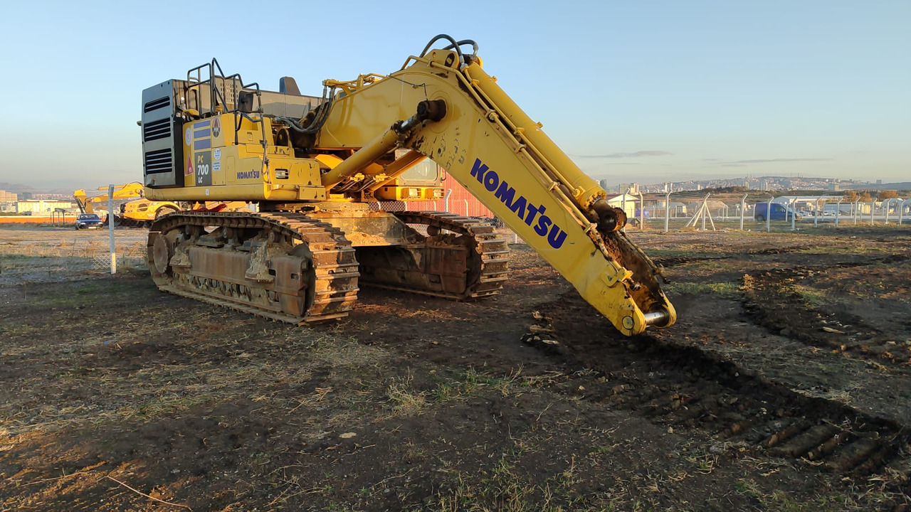 KOMATSU PC700 - Crawler excavator: picture 4 KOMATSU PC700 - Crawler excavator: picture 4