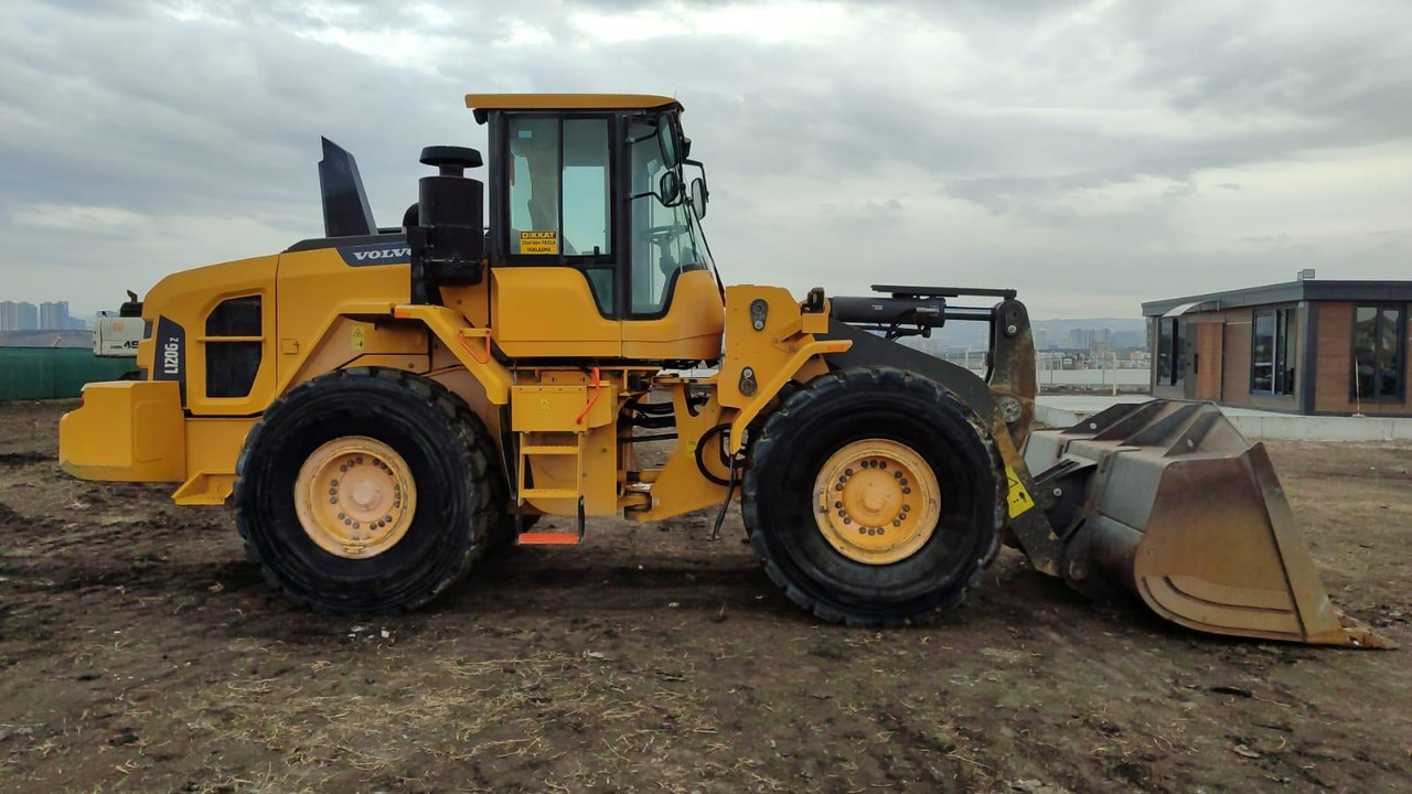 Volvo L120G Z - Wheel loader: picture 5 Volvo L120G Z - Wheel loader: picture 5