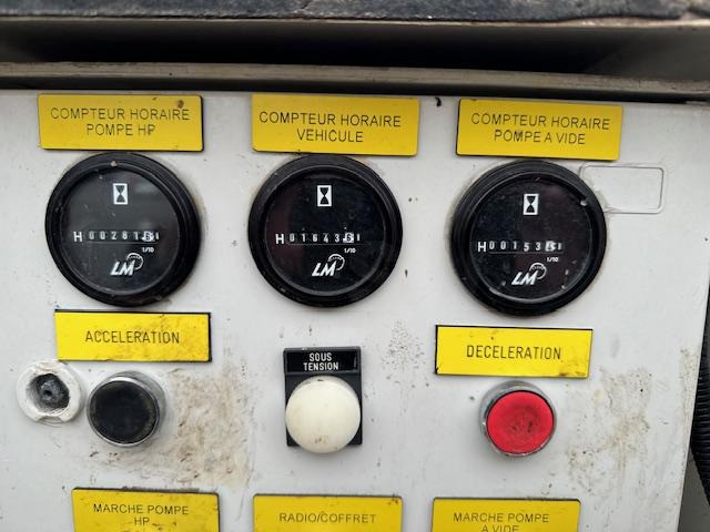 Vacuum truck Renault D-Series: picture 12 Vacuum truck Renault D-Series: picture 12