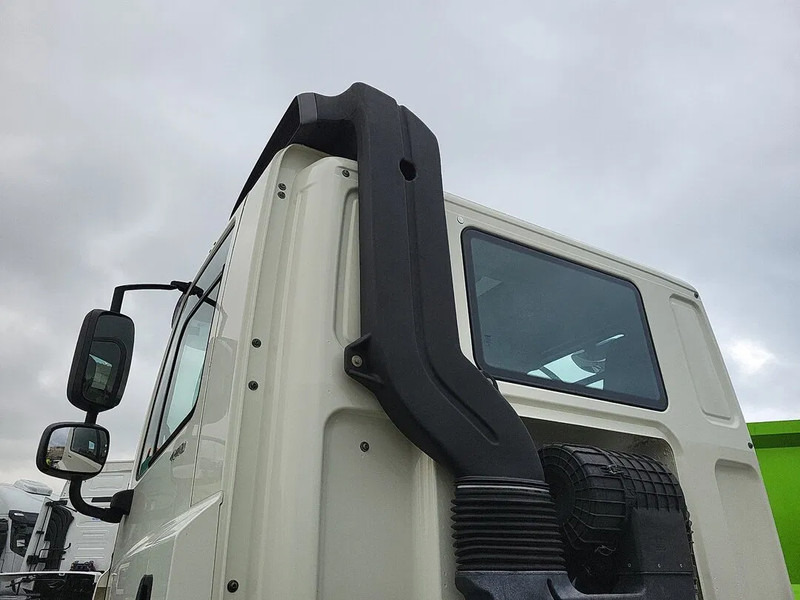 DAF CF 440 - Hook lift truck: picture 4 DAF CF 440 - Hook lift truck: picture 4