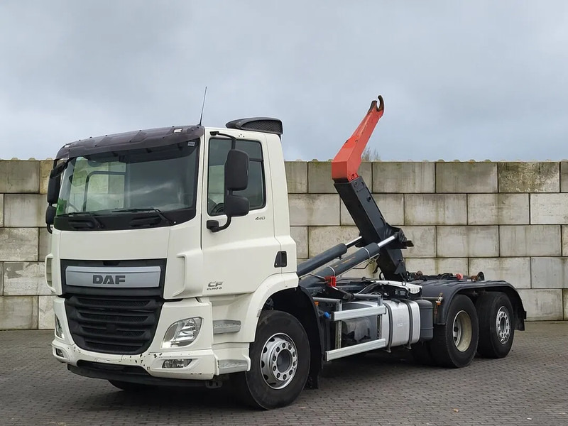 DAF CF 440 - Hook lift truck: picture 1 DAF CF 440 - Hook lift truck: picture 1