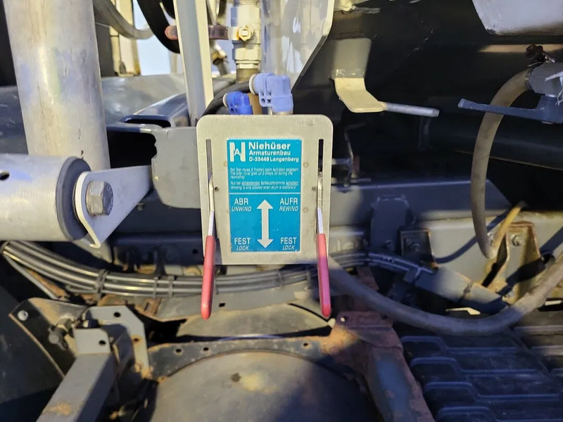 DAF CF 75.310 - Tanker truck: picture 4 DAF CF 75.310 - Tanker truck: picture 4