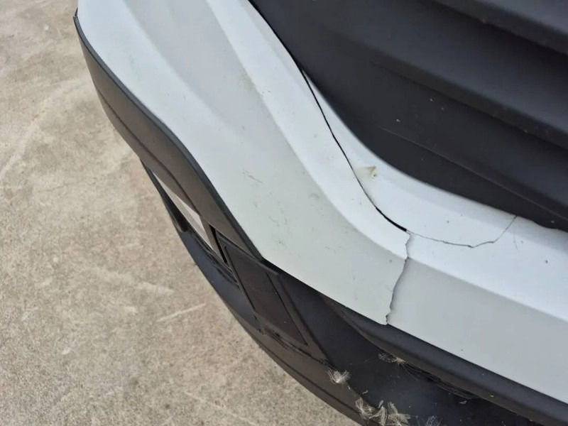 Iveco Daily 35S16 - Closed box van: picture 2 Iveco Daily 35S16 - Closed box van: picture 2