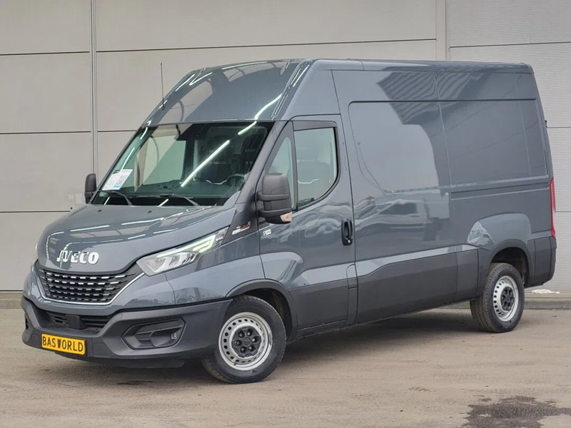 Iveco Daily 35S18 - Panel van, Crew cab van: picture 1 Iveco Daily 35S18 - Panel van, Crew cab van: picture 1